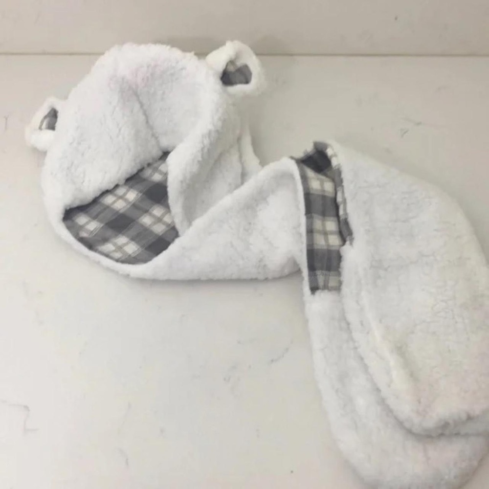 Handmade Polar bear hat/scarf with hand warmers